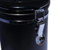 KoffieCanners Koffie Bewaarbus Luchtdicht Met CO2 Uitlaat Voor 600 Gram - Koffieblik Matzwart 16 KoffieCanners Koffie Bewaarbus Luchtdicht Met CO2 Uitlaat Voor 600 Gram - Koffieblik Matzwart -Koffie/Drankjes Winkel 1200x796 2