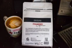 Italiano Espresso Honey Process Vietnamese Koffiebonen Aanbieding 250g GAIA Cafe 25 Italiano Espresso Honey Process Vietnamese Koffiebonen Aanbieding 250g GAIA Cafe -Koffie/Drankjes Winkel 1200x800 15