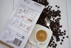 Vietnamese Dark Roast Koffiebonen 500g | 20% Arabica - 80% Robusta | DAM Koffie 9 Vietnamese Dark Roast Koffiebonen 500g | 20% Arabica - 80% Robusta | DAM Koffie -Koffie/Drankjes Winkel 1200x800 4