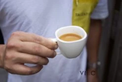 Vietnamese Dark Roast Koffiebonen 500g | 20% Arabica - 80% Robusta | DAM Koffie 10 Vietnamese Dark Roast Koffiebonen 500g | 20% Arabica - 80% Robusta | DAM Koffie -Koffie/Drankjes Winkel 1200x800 5