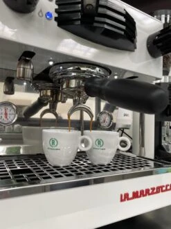 Rotterdamse Koffiebonen Tasty Proefpakket | ORIGINAL 3 X 500 GRAM 11 Rotterdamse Koffiebonen Tasty Proefpakket | ORIGINAL 3 X 500 GRAM -Koffie/Drankjes Winkel 899x1200 8