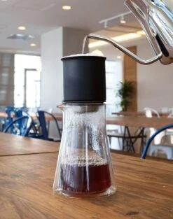 FELLOW - Stagg [XF] Set (Dripper + Carafe) - Handmatige Filterkoffie Set -Koffie/Drankjes Winkel 948x1200